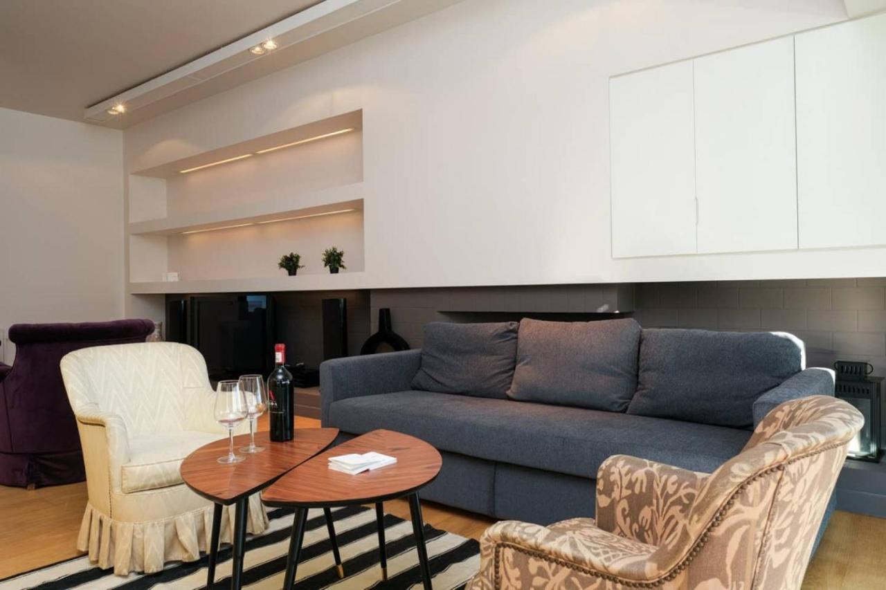 Apartament Urban Luxury Homm Apt. In Deinokratous Str. Ateny Zewnętrze zdjęcie