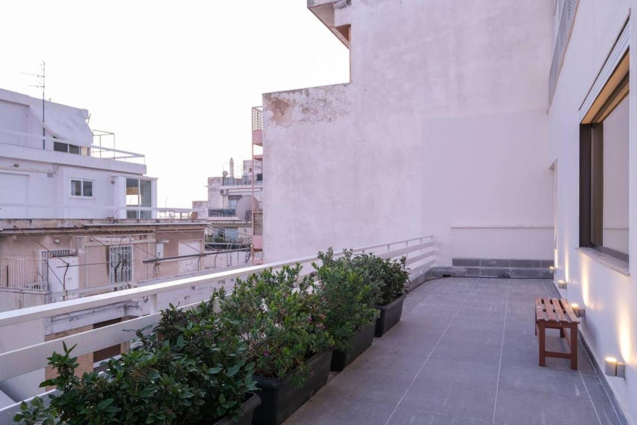 Apartament Urban Luxury Homm Apt. In Deinokratous Str. Ateny Zewnętrze zdjęcie