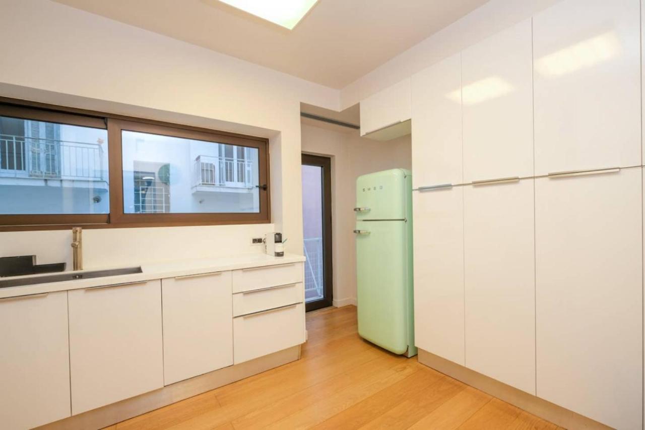 Apartament Urban Luxury Homm Apt. In Deinokratous Str. Ateny Zewnętrze zdjęcie