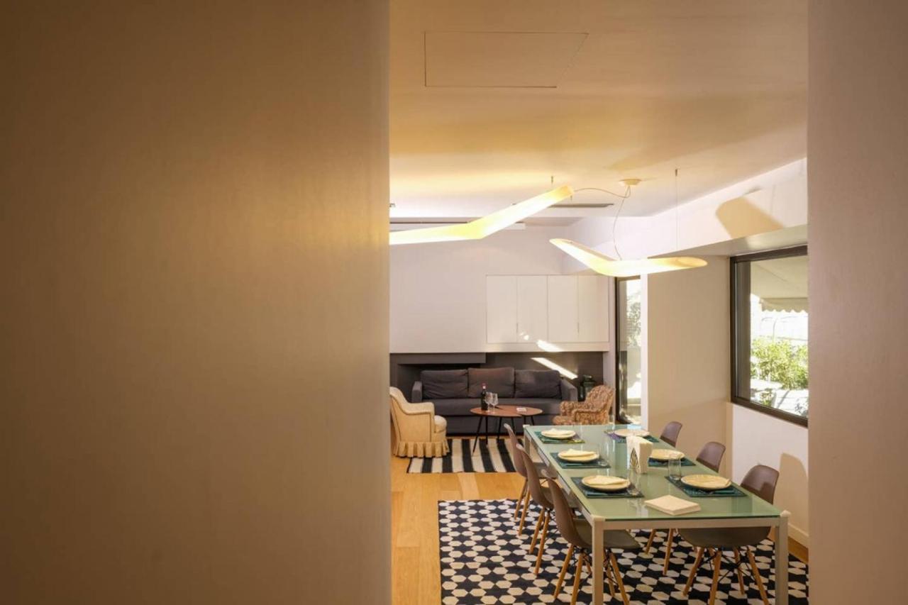 Apartament Urban Luxury Homm Apt. In Deinokratous Str. Ateny Zewnętrze zdjęcie