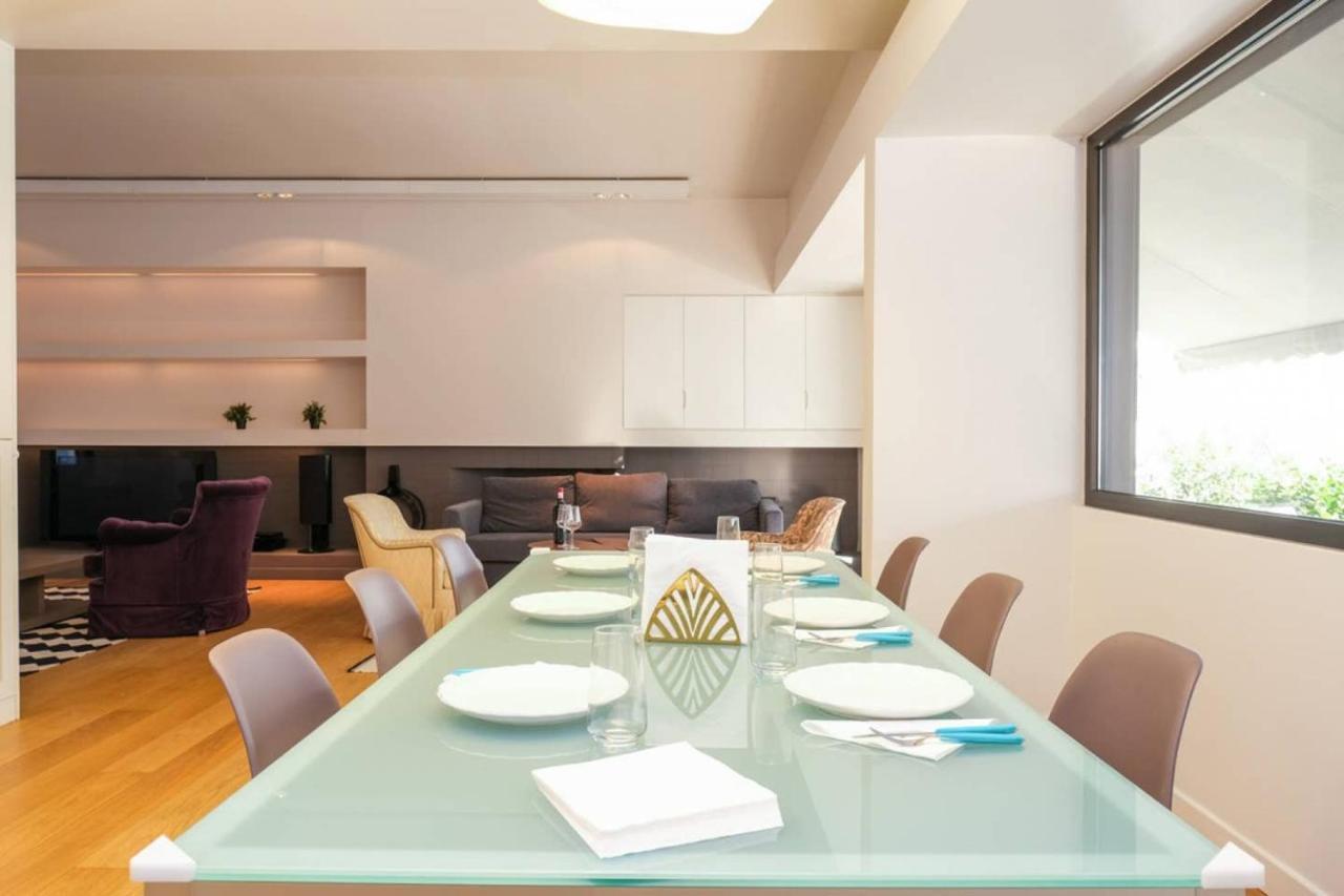 Apartament Urban Luxury Homm Apt. In Deinokratous Str. Ateny Zewnętrze zdjęcie