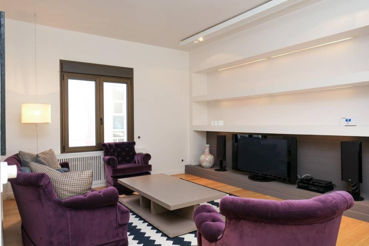 Apartament Urban Luxury Homm Apt. In Deinokratous Str. Ateny Zewnętrze zdjęcie